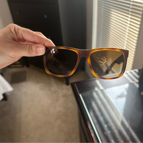 Polarized Ray Bans - Picture 3 of 3